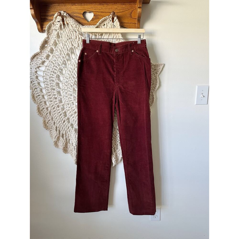 Levi’s Vintage 80s Red Corduroy Straight Leg Pants Size 8/29